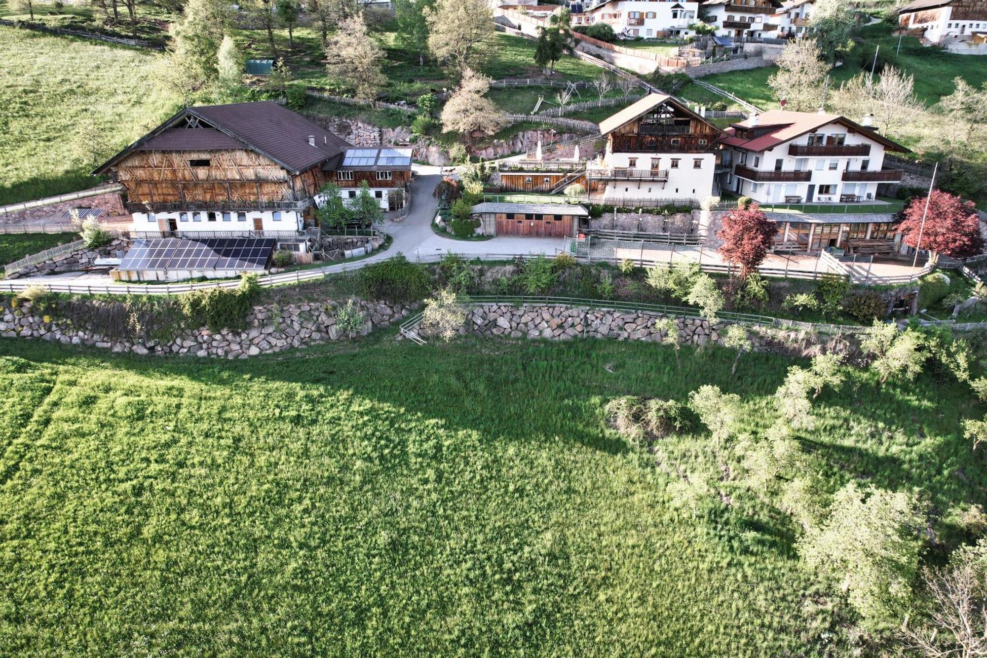 Wargerhof - Urlaub Auf Dem Bauernhof Appartement Meltina Buitenkant foto